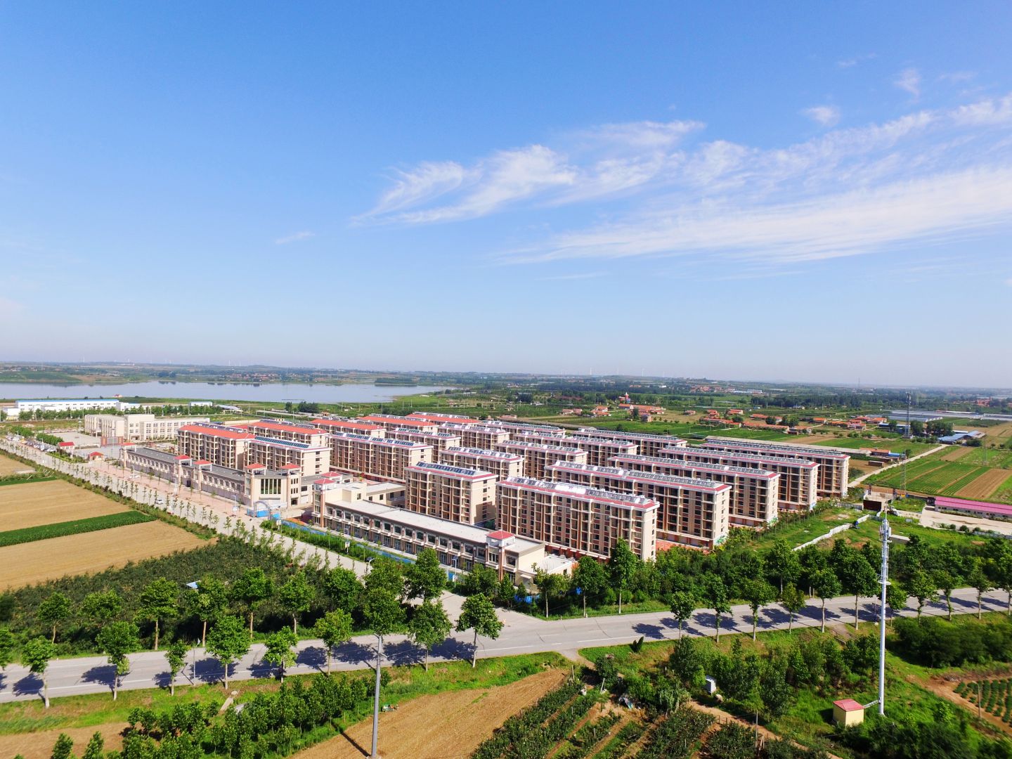 青岛米兰MiLan（中国）集团莱西平度公司河头店镇龙泉湖社区项目实景图01_compressed